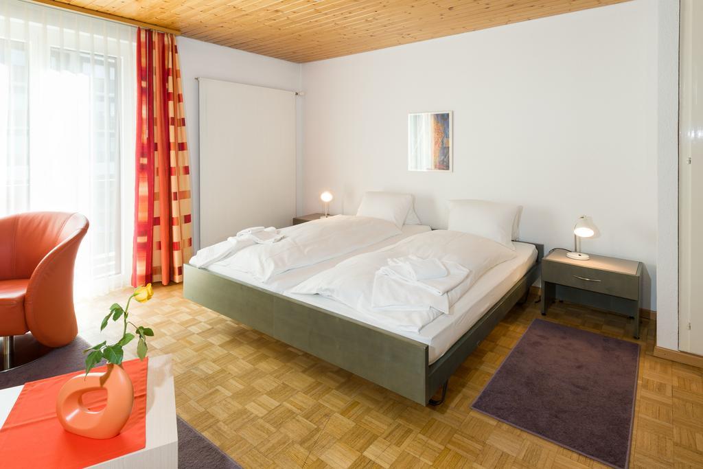 Postgebaeude Appartement Grächen Buitenkant foto